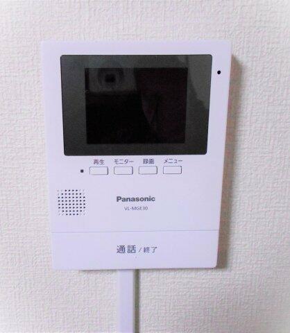 セキュリティ　モニター付きインターホン