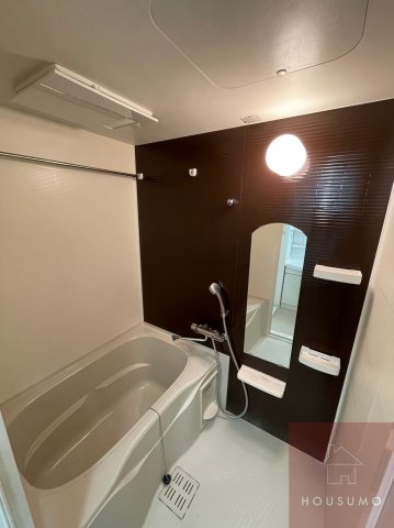 Luxe新大阪西の風呂写真