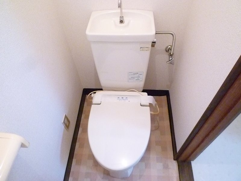 トイレ　同タイプのお部屋の写真です