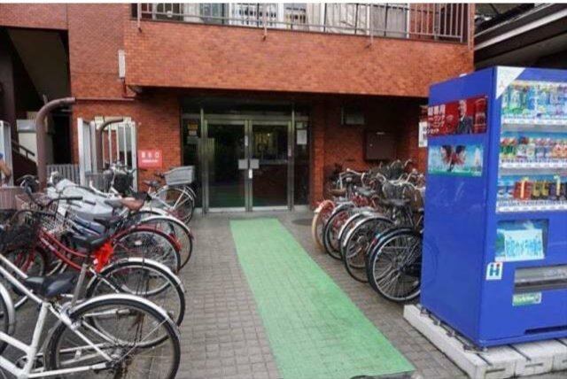 ＪＲ京浜東北線 川崎駅 徒歩10分 11階建 築46年の外観写真
