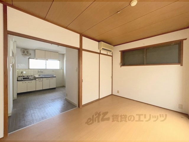 FORCETOMINOKOJIの居間写真