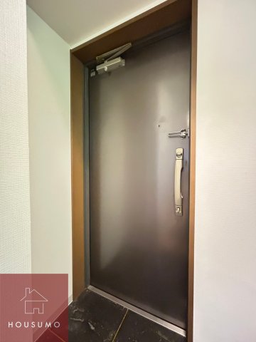 プロシード新大阪シティライフの玄関写真