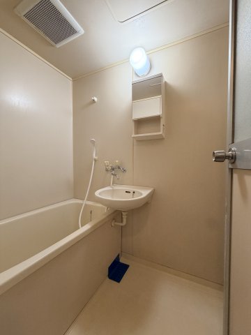 バス・シャワールーム　嬉しいバス・トイレ別