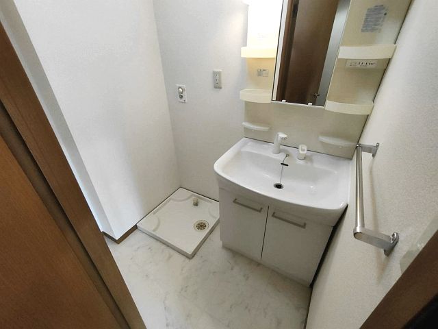 近鉄南大阪線 藤井寺駅 徒歩7分 2階建 築23年の内装写真