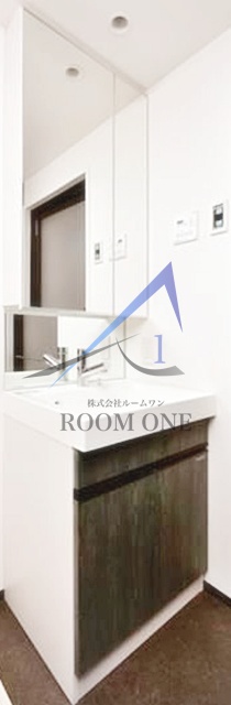 洗面設備　洗面台です。