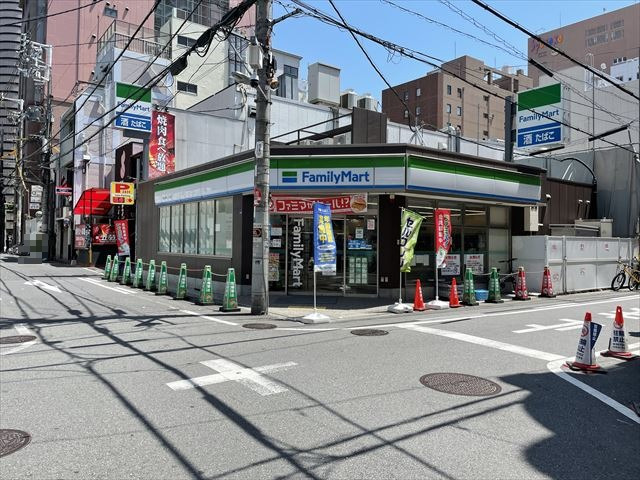 コンビニ　ファミリーマート　西心斎橋二丁目店（コンビニ）まで158m