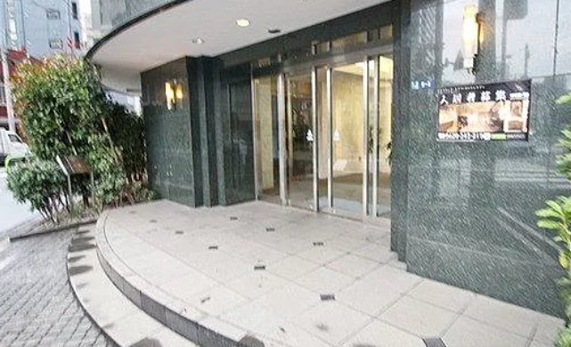 ＪＲ山手線 浜松町駅 徒歩6分 7階建 築24年の外観写真