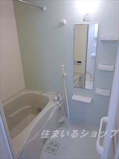 バス・シャワールーム　追い焚き・浴室暖房乾燥機あり