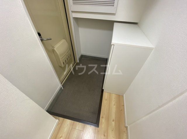 カネハイツの玄関写真