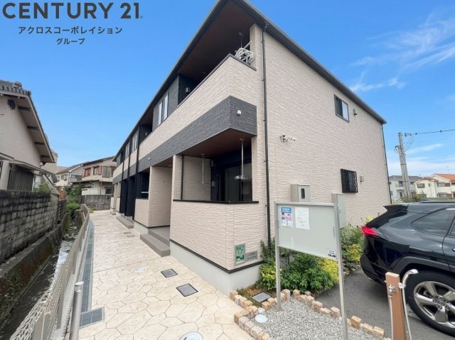 建物外観　モニター付きインターホンで安心です♪