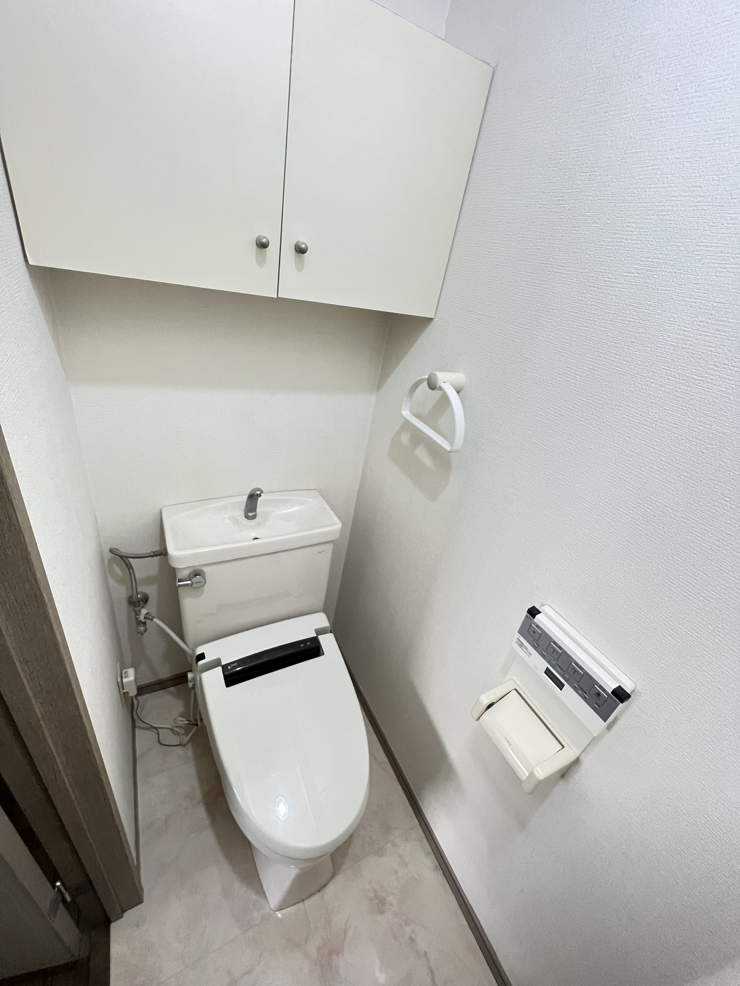 トイレ　※別部屋参考写真