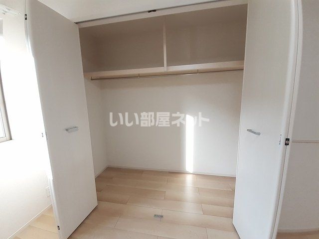 近鉄大阪線 名張駅 徒歩14分 2階建 築6年の内装写真
