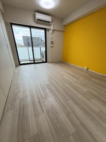 ＪＲ京浜東北線 東十条駅 徒歩7分 10階建 築9年の居間写真
