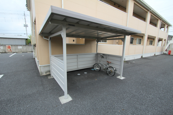 建物外観　☆シンプルすっきりデザインです☆