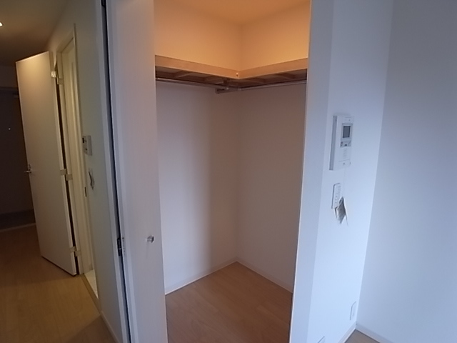 収納　ウォーインクローゼット