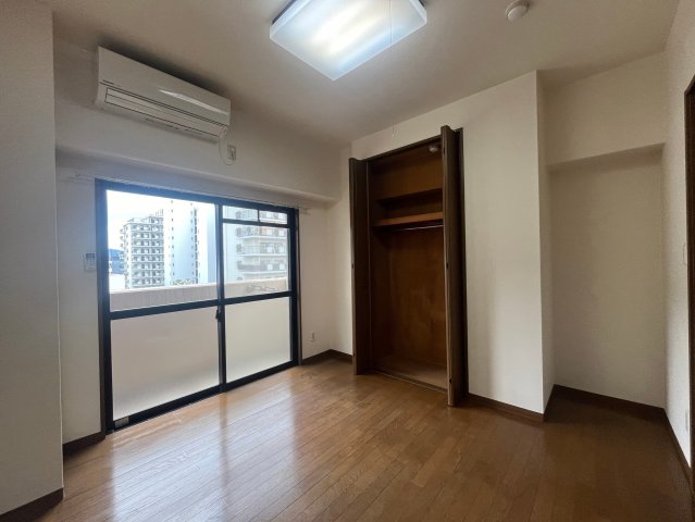 その他部屋・スペース　落ち着いて過ごせるお部屋なので、寝室にいかがでしょうか