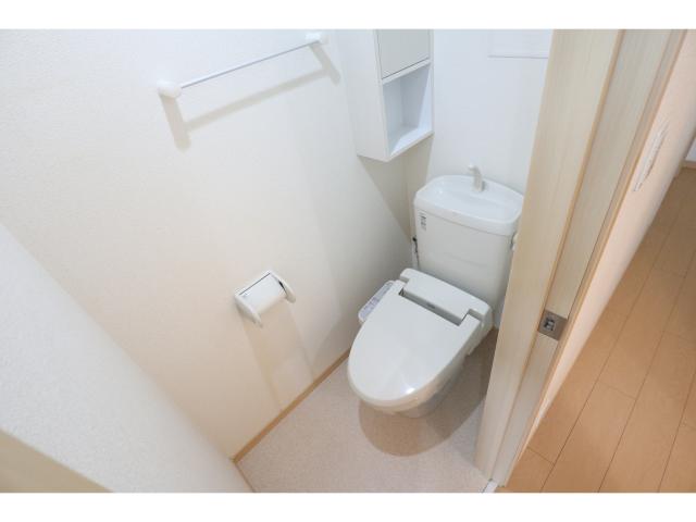エレガンスのトイレ写真