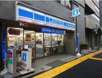 コンビニ　ローソン新宿大久保二丁目店（コンビニ）まで79m