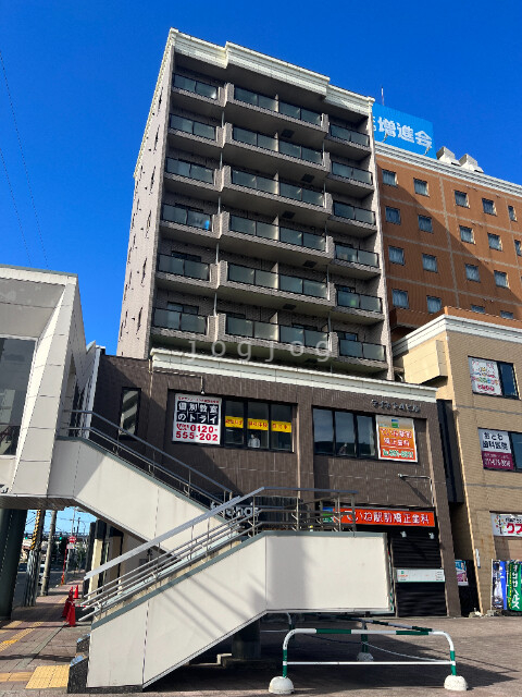 札幌市手稲区手稲本町一条のマンションの建物外観