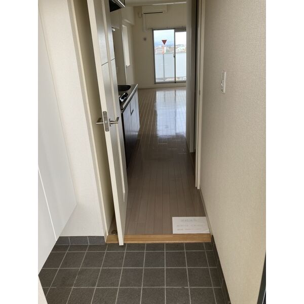 玄関　シンプルで使いやすい玄関です