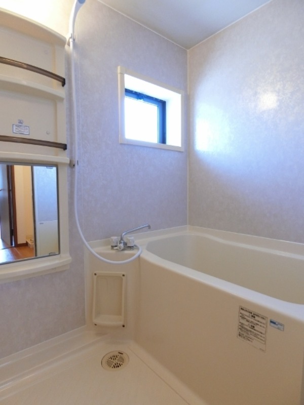 バス・シャワールーム　図面と現状に相違がある場合には現状を優先