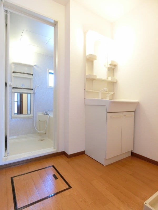 洗面設備　図面と現状に相違がある場合には現状を優先