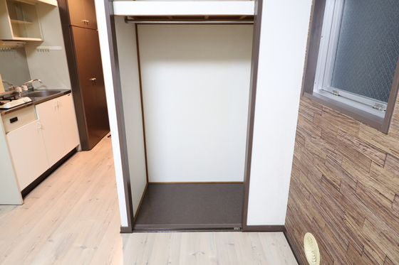 収納　※別号室の写真です