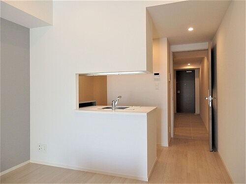 居室・リビング　５月８日撮影（２０２５年６月１３日竣工・建設中）