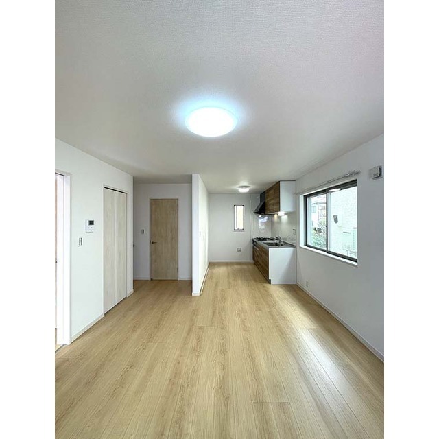 居室・リビング　ＬＤＫ１３．７帖