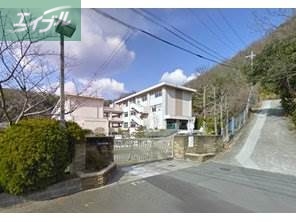 小学校　岡山市立津島小学校（小学校）まで773m