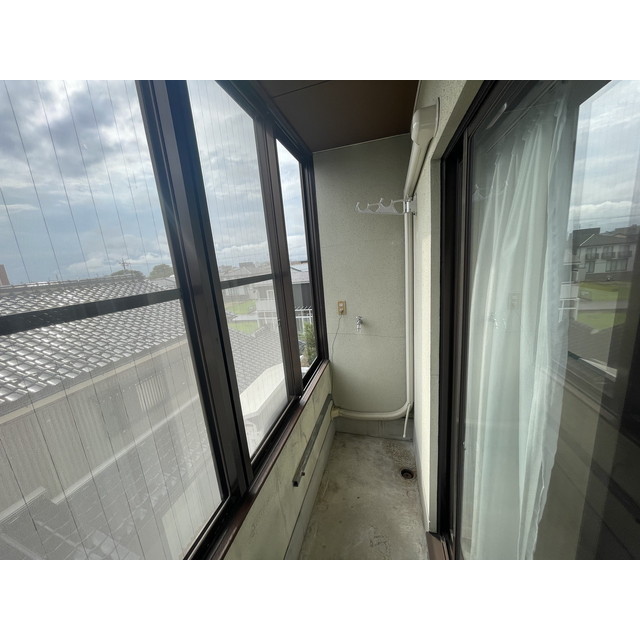 その他　洗濯機置き場・物干し金具