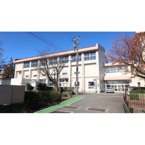 小学校　金沢市立新神田小学校（小学校）まで801m