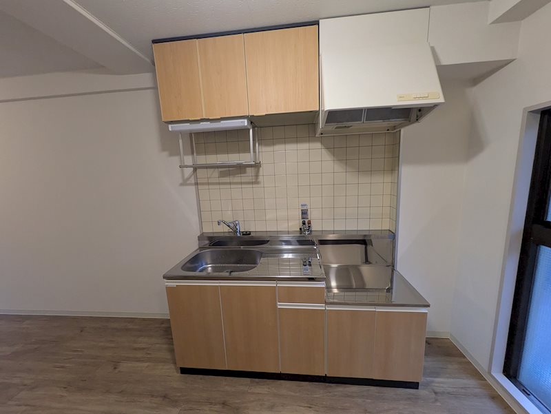 キッチン　同間取別部屋写真(色見・材質異なる場合有)