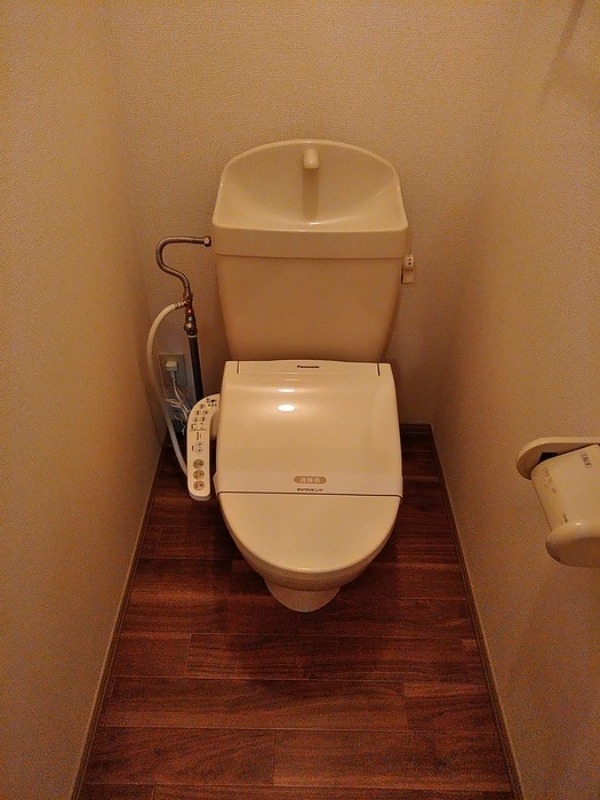 トイレ　図面と現状に相違がある場合には現状を優先