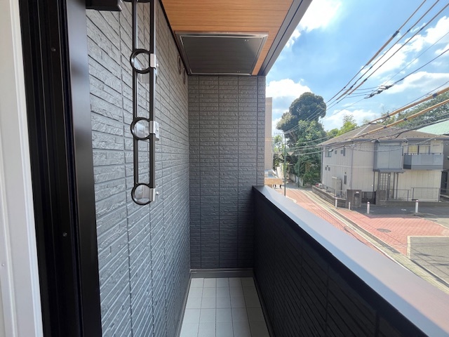 バルコニー　同施工会社新築参考画像