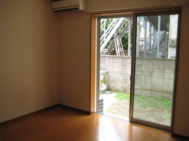 居室・リビング　※同建物別室参照