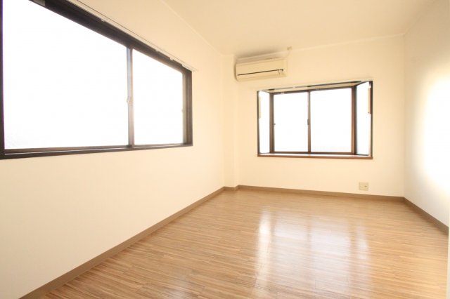 居室・リビング　写真は3階のお部屋です。