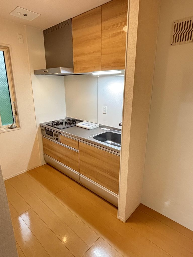 キッチン　２口ガスコンロのシステムキッチンです。