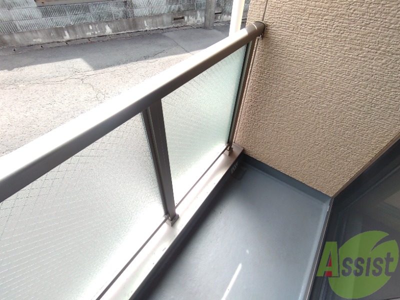 バルコニー　バルコニーはこちら。日向ぼっこが出来そうですね。