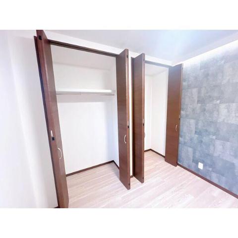 ファインウッド南茨木　収納　クローゼット