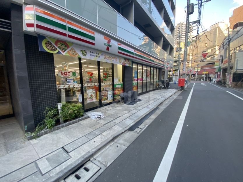 コンビニ　セブンイレブン池袋3丁目東店（コンビニ）まで80m
