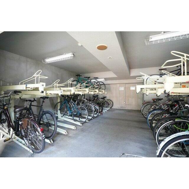 駐車場　駐輪場