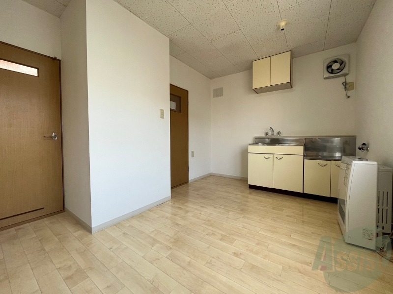 居室・リビング　７帖のダイニングキッチンです。使いやすそうですね！