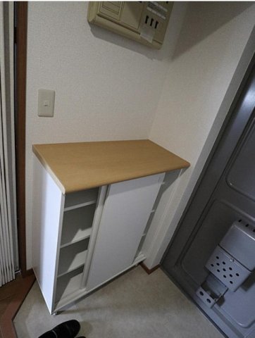 玄関　別部屋参考写真です