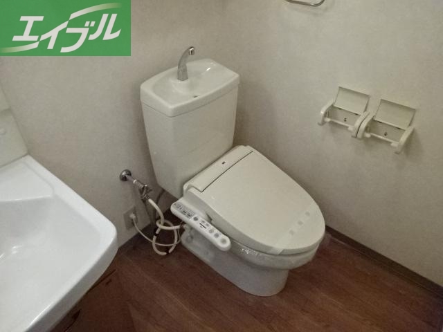 トイレ　シャワー付トイレ