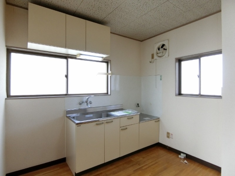 キッチン　図面と現状に相違がある場合には現状を優先