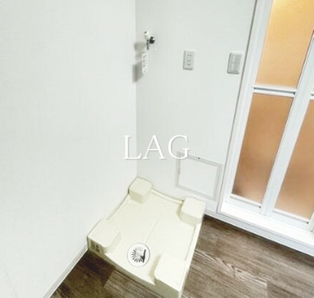 その他設備　室内洗濯機置場になります。