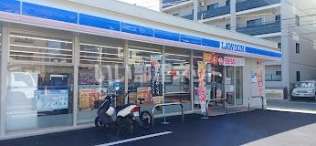 コンビニ　ローソン駒形通3丁目店（コンビニ）まで422m