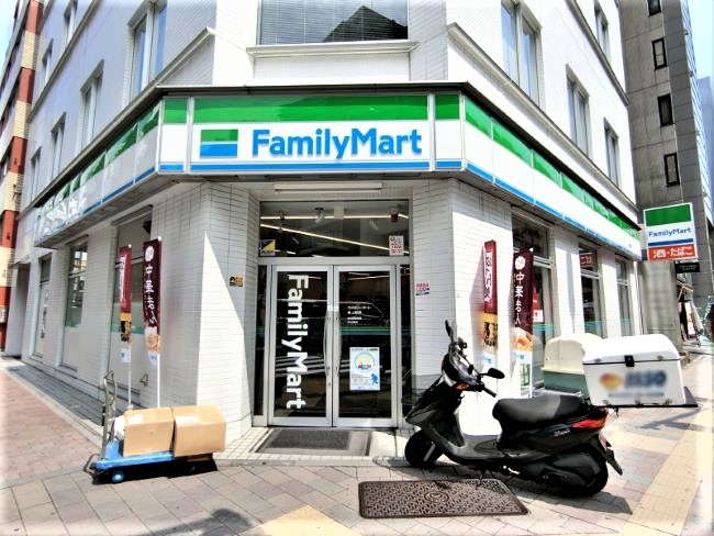 コンビニ　ファミリーマート 東上野店（コンビニ）まで87m