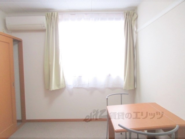 居室・リビング　洋室